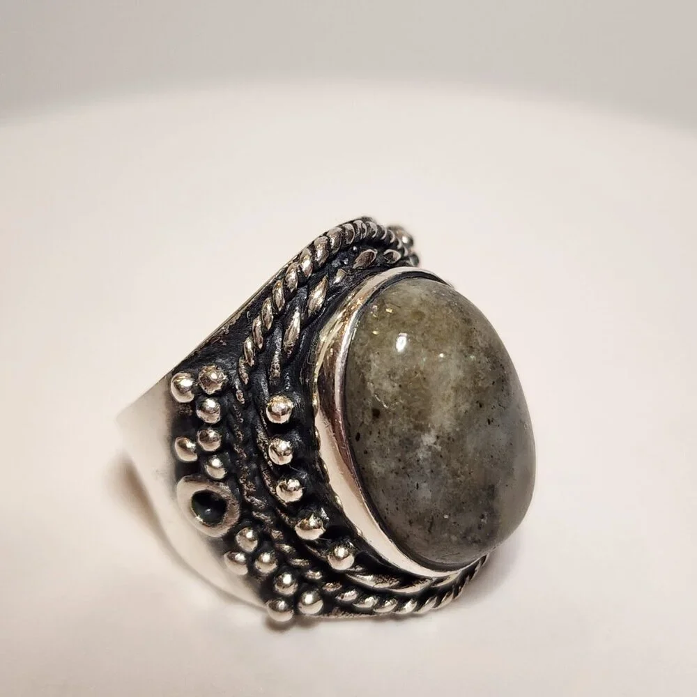 925 Silver Gray Stone Ring